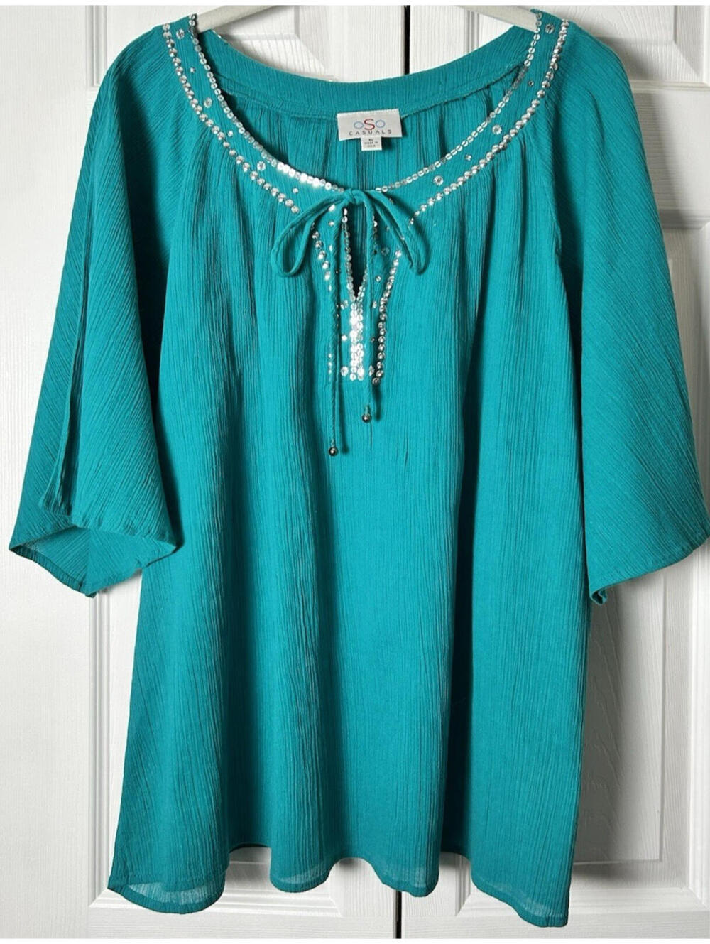oSo Casuals Turquoise Top with Sequins at Neckline  Size XL  NWOT